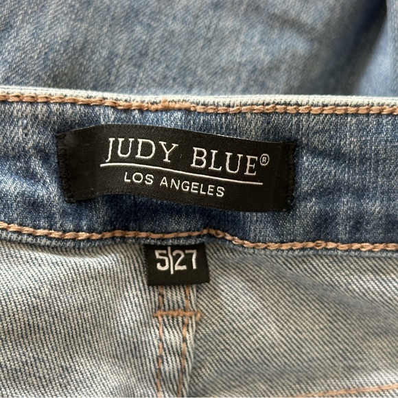 Judy Blue Light Wash Slim Bootcut Jeans w/Slit Hem | Womens 5/27 - Picture 5 of 17